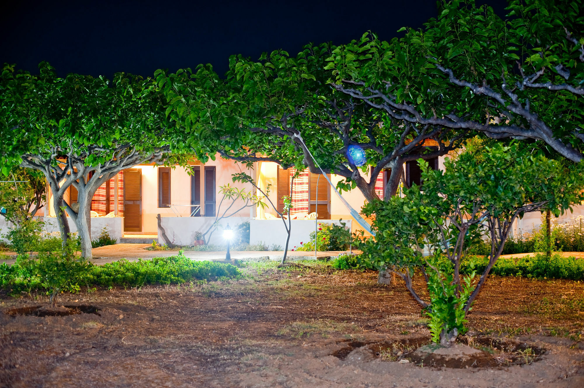 Dolphin Apartments Frangokastello Buitenkant foto